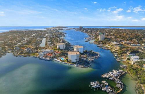 Dolphin Point 106C - Harbor Views & Boat Slip - Foto 25