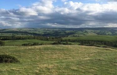 POPPY LUXURY LODGE Sleeps 8 at Fairview Farm, Ravenshead, Nottingham Near Sherwood Forest, Dog Friendly, Farm Stay great for wedding groups, families, Hen Do's, friends gatherings with amazing views - Foto 76