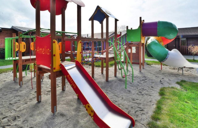 Cottage in Ustronie Morskie Near Beach - Photo 10