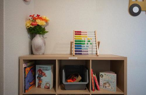 Modern Spacious 6BR Villa with Game Loft 5 Min to Strip, Stadium & Shopping! - Foto 65