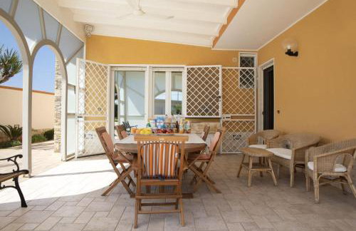 Villa Eleonora con piscina Fronte Mare - Foto 53