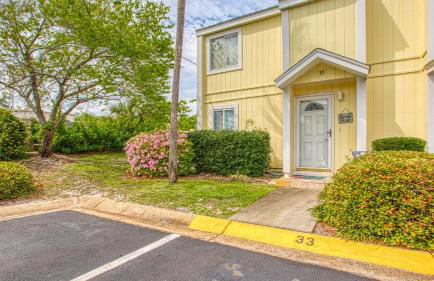 Southbay 33 Short walk to 300ft of Private Beach 3 Bedroom Townhome - Foto 2