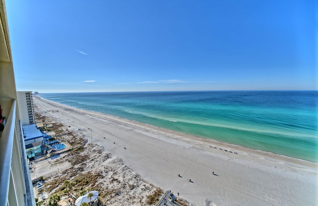 Cozy Oceanfront Condo with Beachside Pool - Unit 1602 by RedAwning - Foto 38