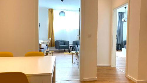 Alles komplett - 2 Schlafzimmer, große Küche, Bad - Foto 3