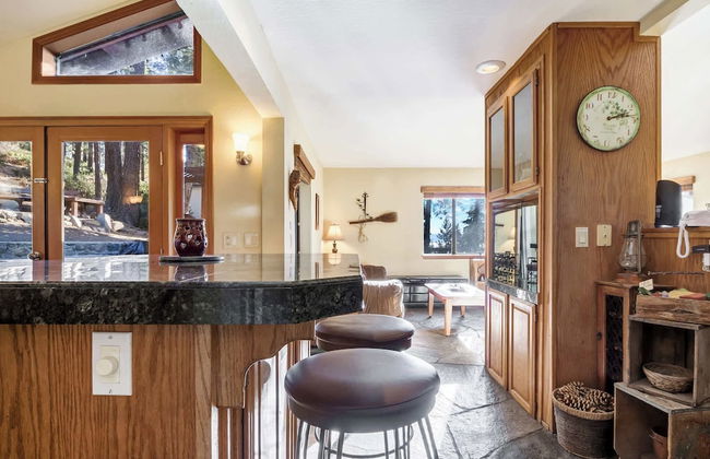 Mountainside Overlook Lake Views & Hot Tub - Foto 36