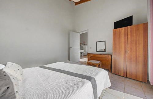 Dorothea Apartment in Chlomos - Foto 15