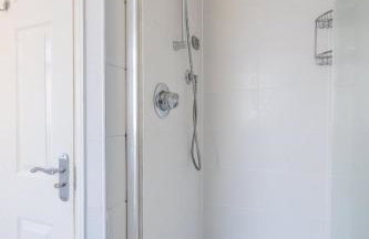 Stylish 3-Bed Home in the Heart of the Cambridge - Foto 16