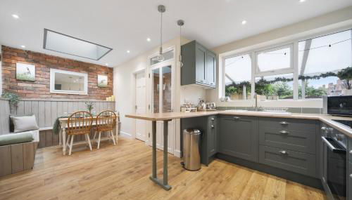 Picturesque Victorian Cottage - Foto 3