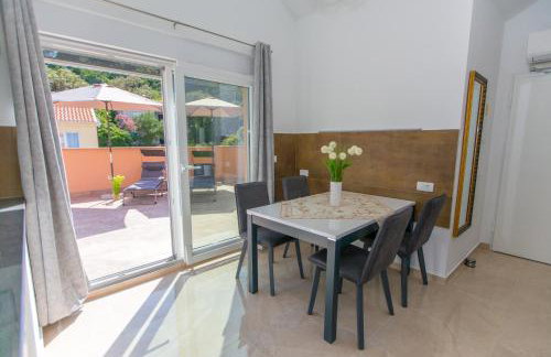 Casa Lidia - Modern & Spacious & Few Steps to Beach & Breathtaking View - Photo 7