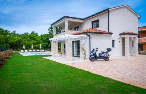 NEW! Luxury Villa Carlotte with 11m pool - Foto 11