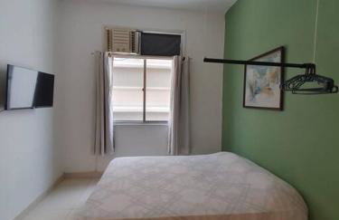 Flat na praia de Botafogo - Foto 1