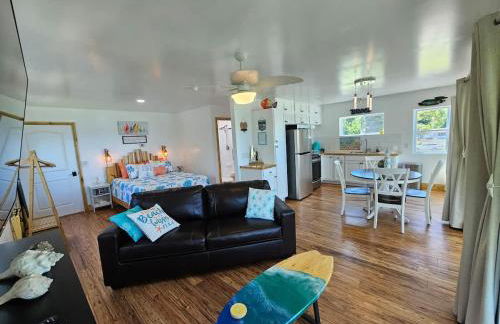 Tree-Top Lake-Front Cottage - Foto 6