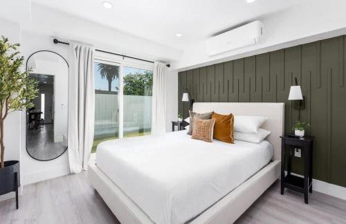 Cozy LA Getaway Fast Wi-Fi and Smart TV - Foto 10