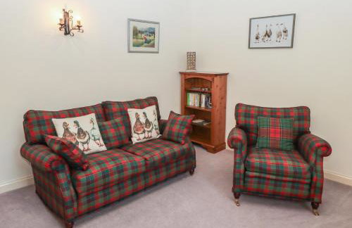 Periwinkle - Photo 8