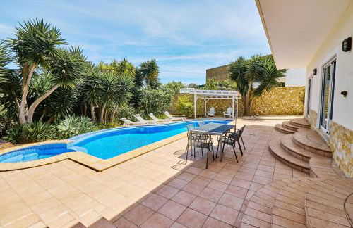 Lovely hugh villa close to beaches up to 10 sleeps - Foto 32