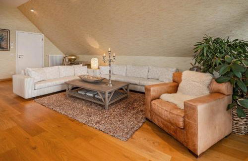 Wellness-Oase mit Wasserblick, Pool, Sauna & Fitnessbereich - Foto 5