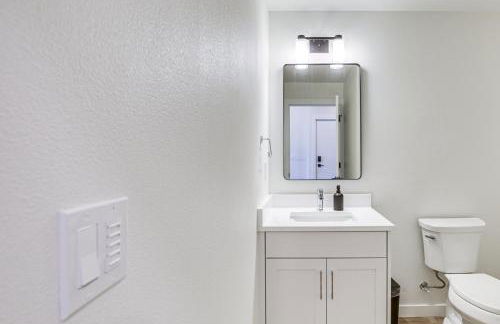 Walk to Beaches Siletz Bay Bliss Townhome - Foto 10