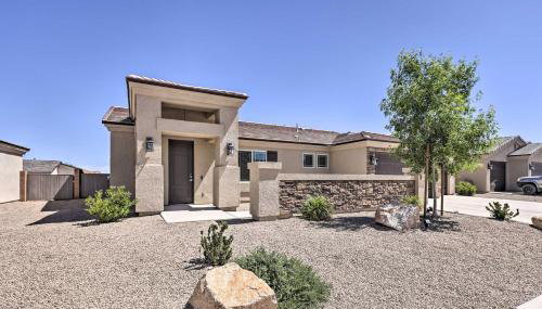 Idyllic Kingman Retreat with Yard - Near Hiking - Foto 3