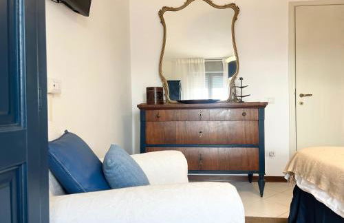 Attico vista mare con parcheggio privato - Foto 35