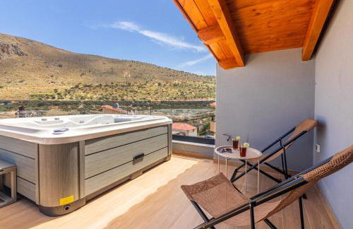 Villa Bianca with Jacuzzi - Photo 13