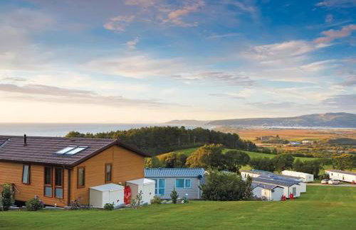 3 Bed Caravan - Sleeps 6 - Pets - Parking - Wifi - Foto 14