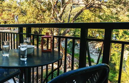 Steinturm mit Dach-Terrasse zwischen Fluß, Meer und Gebirge- Spiti Pirgos - Foto 26