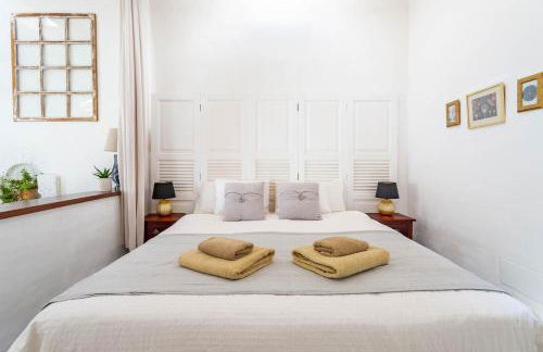 Sala Botanica Studio - Shared Pool - Central Island Location - 10 mins drive to Famara and La Santa - Foto 2