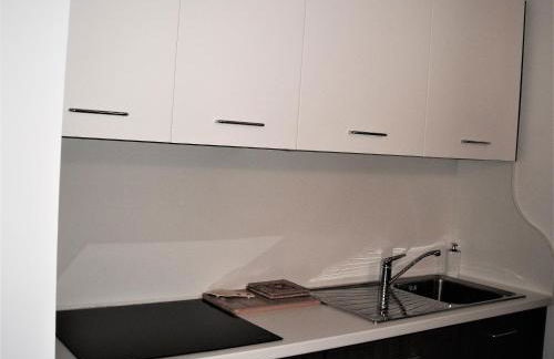 Green & Lake Home - Photo 19