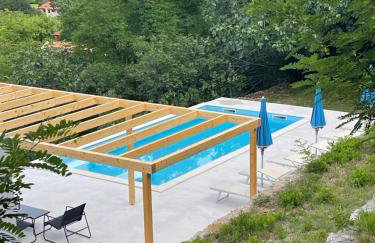 Apartment Juranić II with pool - Photo 2