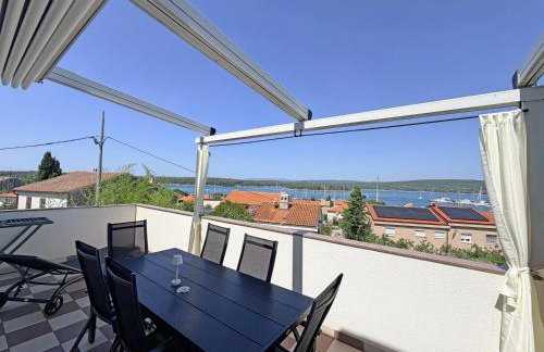 Family Apartments Monika - sea view - heated pool II - Foto 66