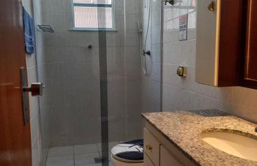 Apartamento aconchegante central com garagem - Foto 11