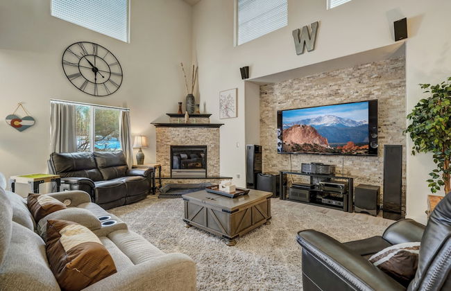 Monument Gym - Photo 1