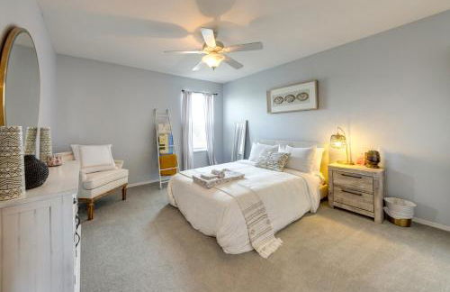 Families Welcome! Spacious OFallon Home with Yard - Foto 18