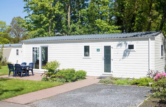 2 bedroom House in IJhorst with swimming pool and terrace - Photo 7