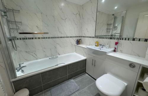 2 bedroom, Parking, Hounslow St - Foto 5