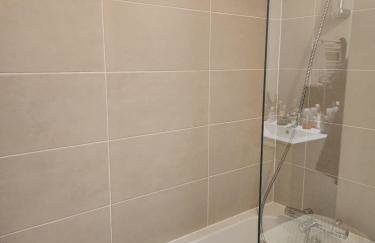 8 Pers - Balcon & Jardin - 5min CDG - Shuttle CDG Airport - Paris Villepinte - Foto 11