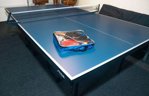 New 4 Bedroom House for Downtown Travelers - Foto 24