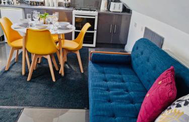 Cosy 3 Bed Apartment Near Birmingham Airport & NEC Perfect for Groups & Contractors! - Foto 4