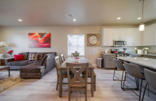 Majestic Zion Cottage with hot tub in Hildale - Foto 8