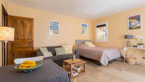 Independent Panoramic Studio with Pool - Le Tholonet - Foto 3