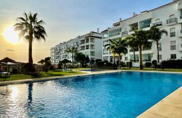 2 Bed Ground Floor Apartment With Pool & Parking - Photo 14