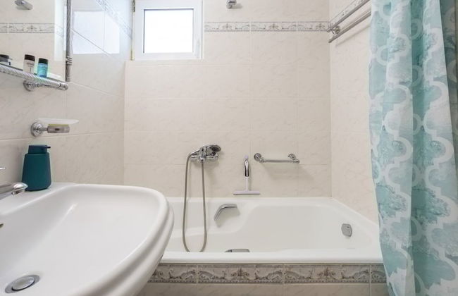 The White Marble Luxury City Apt - Foto 16