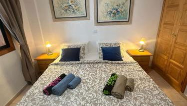 Atlantic View Tenerife South - Foto 2, towels, wardrobe