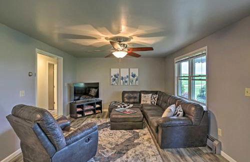 Millersburg Home with Covered Porch and Fire Pit! - Foto 5