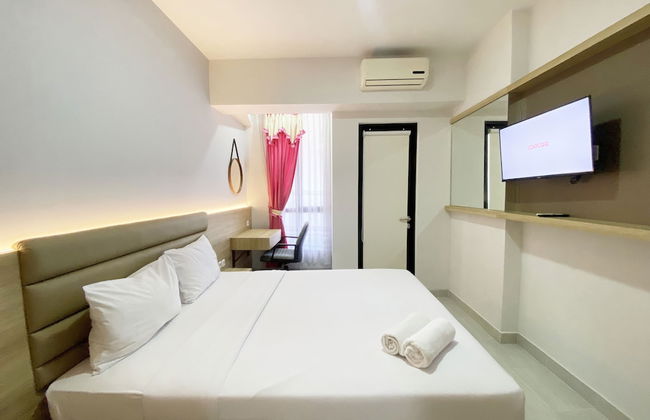 Homey And Modern Studio The Alton Apartment - Foto 4