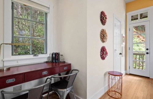 Mtn Views Hot Tub Close to Asheville - Foto 11