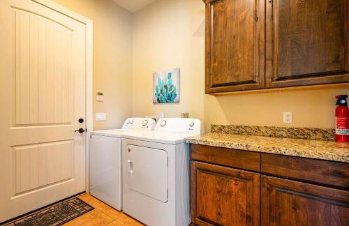 Spacious 3BR Retreat - Mountain Views - Foto 32