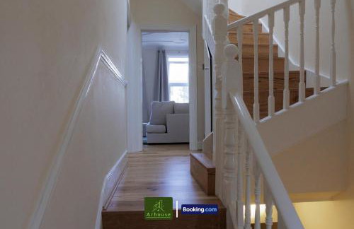 3 Bedroom Apartment By Arhouse Apartments Short Lets & Serviced Accommodation Kensal Rise With Free WiFi & Free Parking - Foto 10