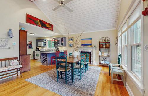 Happy Thoughts Cottage - Photo 9