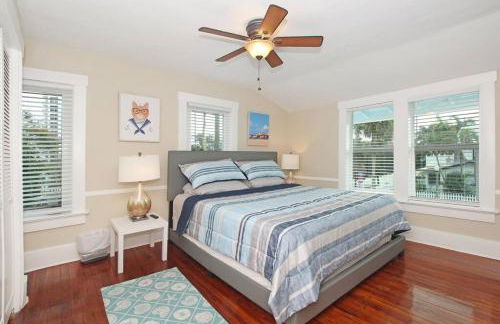 Modern 3BR, Pet-Friendly, WiFi, Washer & Dryer - Foto 5